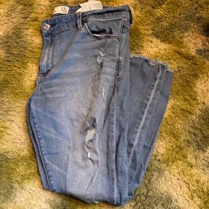 ❌SOLD❌ Abercrombie & Fitch Jeans ❌SOLD❌